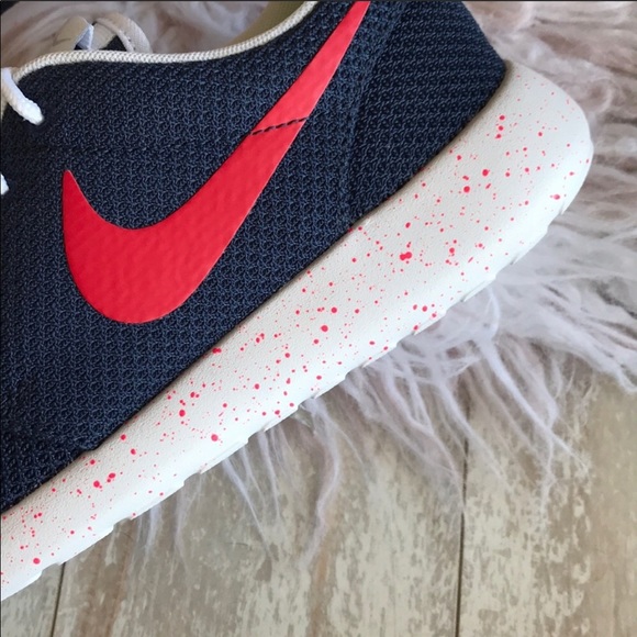 NWT Nike ID Custom Roshe One Oreo - Picture 6 of 7